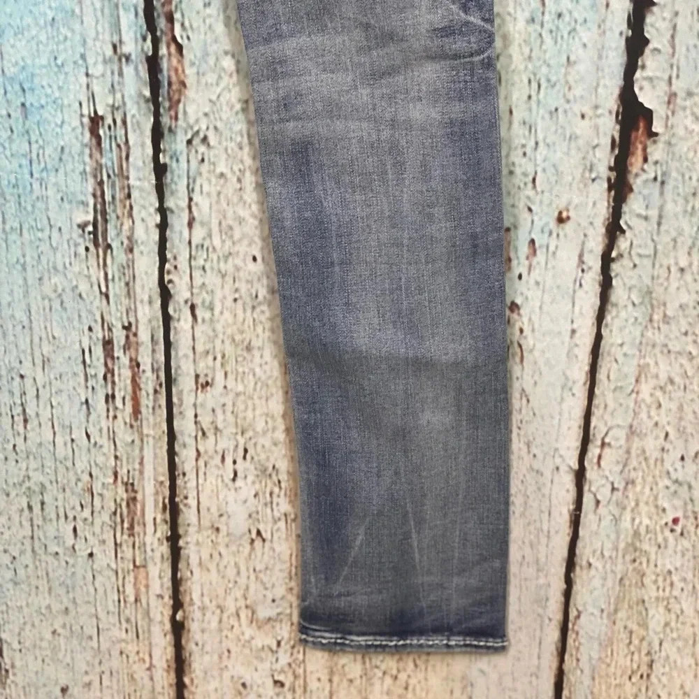 ROCK REVIVAL NWT Barbila Straight Embellished Jeans - Picture 14 of 16